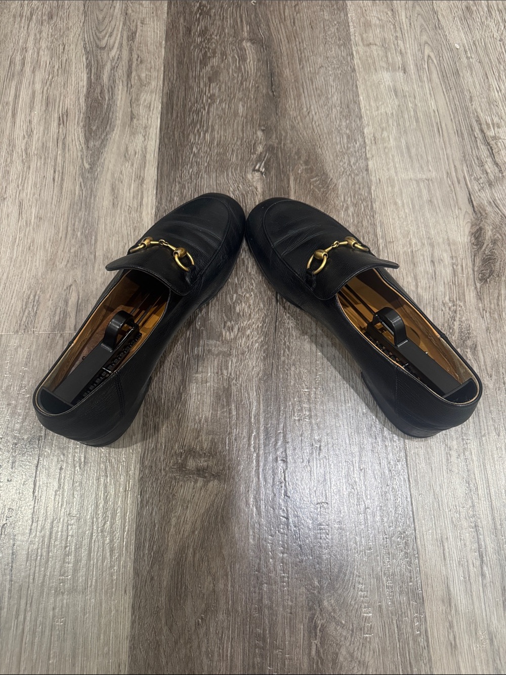 Gucci Black Leather Women's Horsebit Loafers with Gold Hardware - Picture 5 of 7